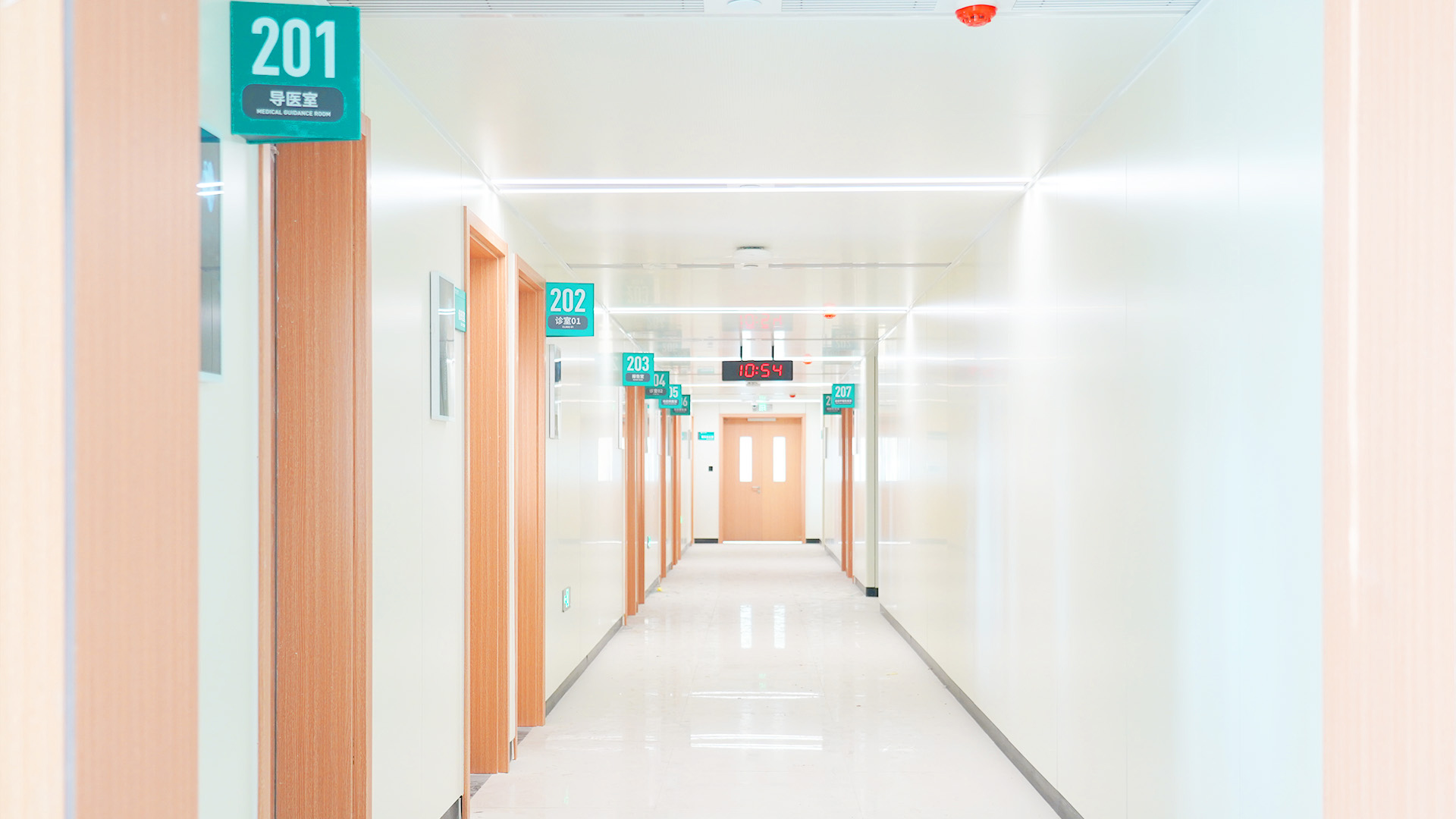 铝板吊顶 鸿星科技-优尼肯®宁夏人民医院工程案例 应用实景